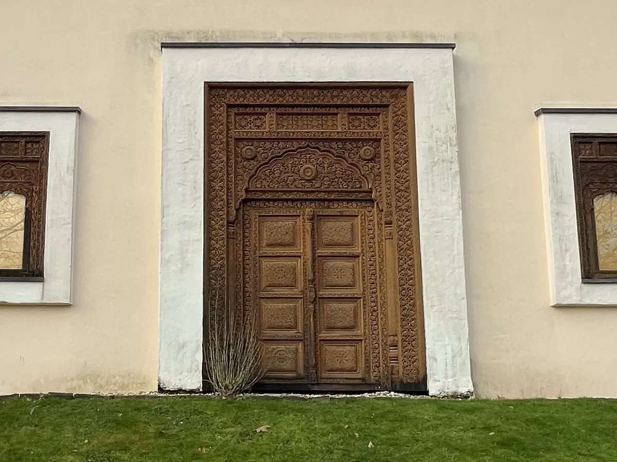 i spent more time on linkedin this week than with my own heart